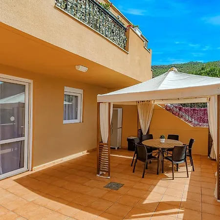 2-bed Amazing Ocean View Apartamento