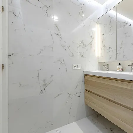 2-bed Amazing Ocean View