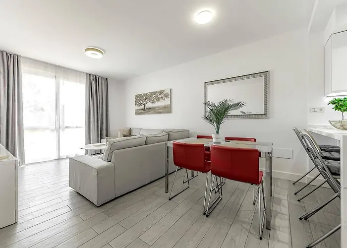 Апартаменти 2-bed Amazing Ocean View Адехе