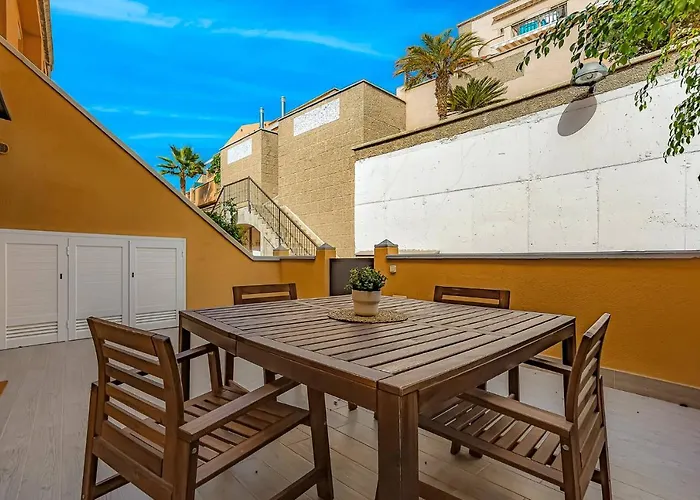 Апартаменти 2-bed Amazing Ocean View